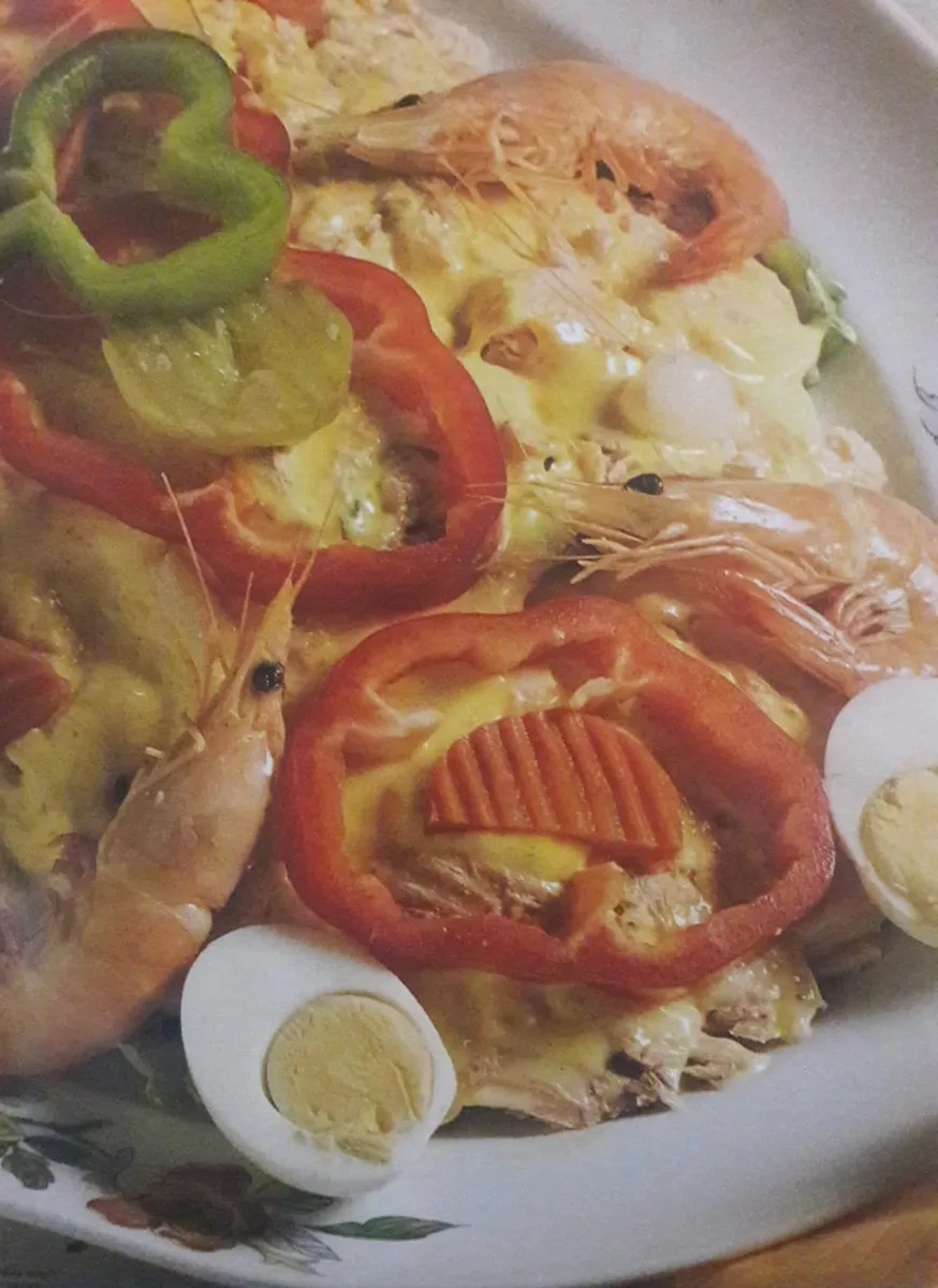 Maionese de Salmão com camarões à oriental