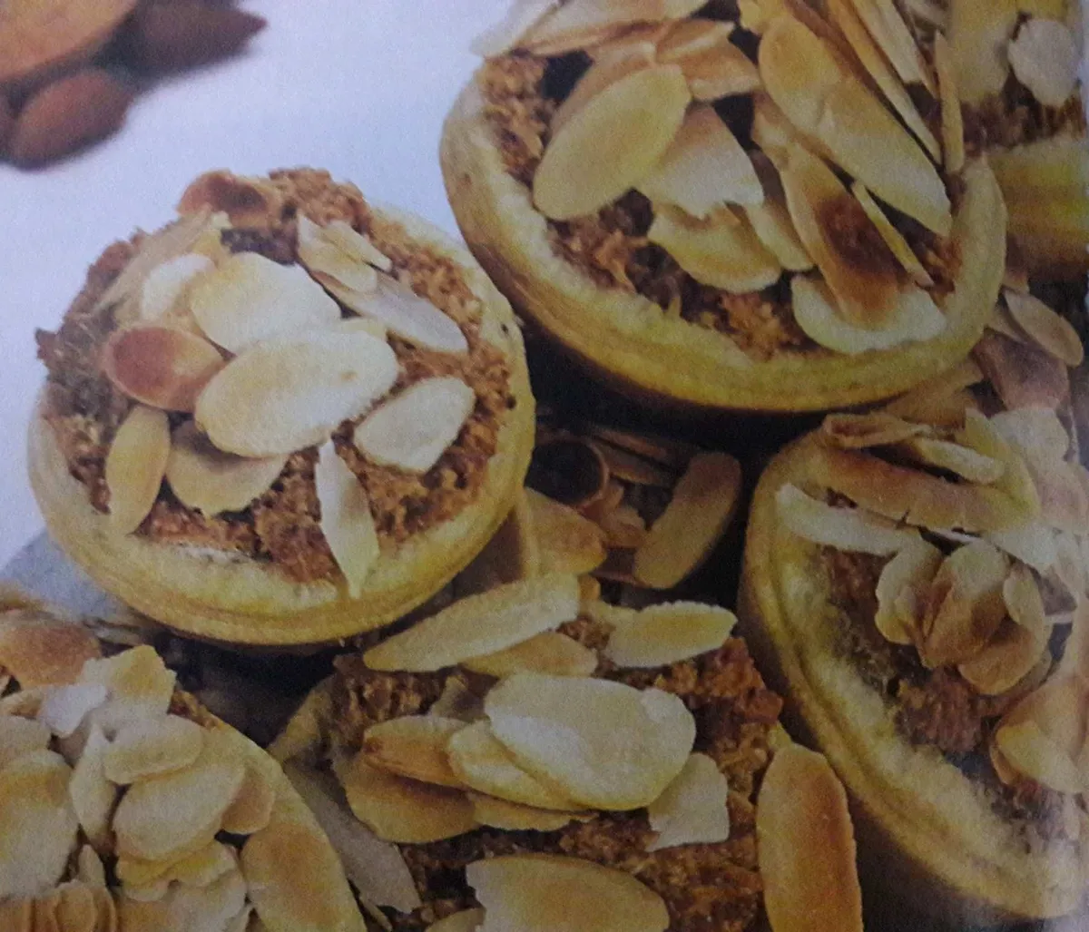 Pastéis de amêndoa e coco