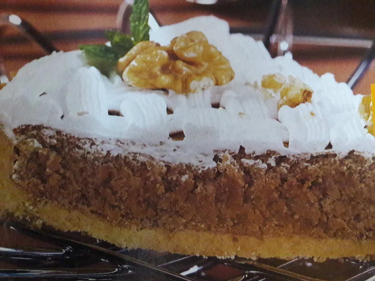 Tarte de Amêndoas com nozes