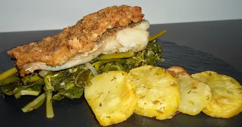 Bacalhau Panado com amêndoa