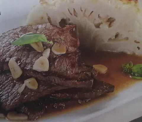 Bifes com cerveja
