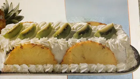 Bolo de Pão Leve com Frutos Tropicais 