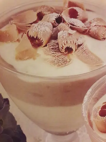Creme Bicolor