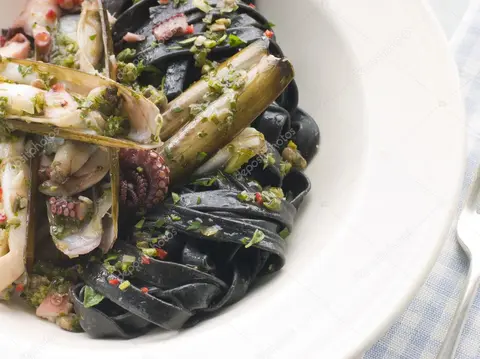Polvo com pesto