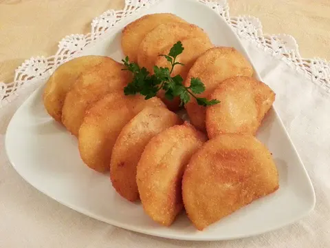 Rissóis de camarão 