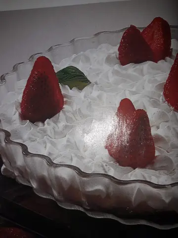Tarte de morangos com chantilly