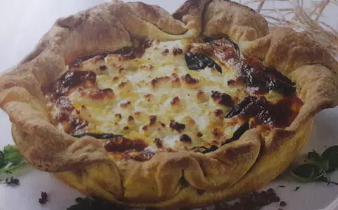 Tarte de Requeijão e Tomate